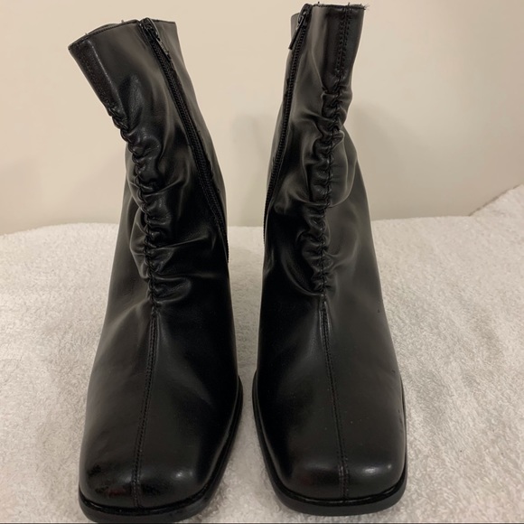 Jessica black heels boot - Picture 3 of 5